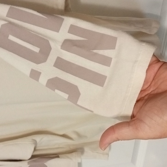 Pink med top - Picture 2 of 5